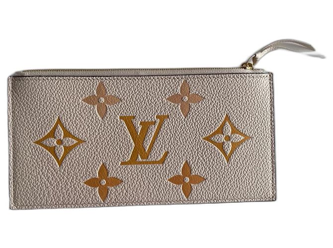 Louis Vuitton Pochette Felicie a bordo piscina Crema - vista 4