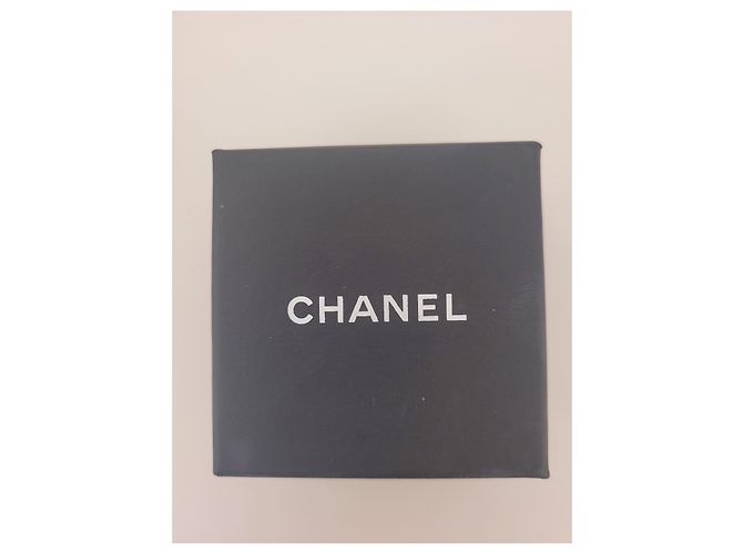 Chanel Brincos Prata Fora de branco - vista 6