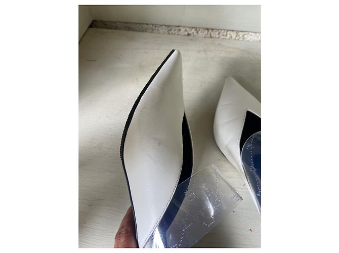 Stella Mc Cartney Mules Stella McCartney en cuir blanc à bout pointu - vue 10