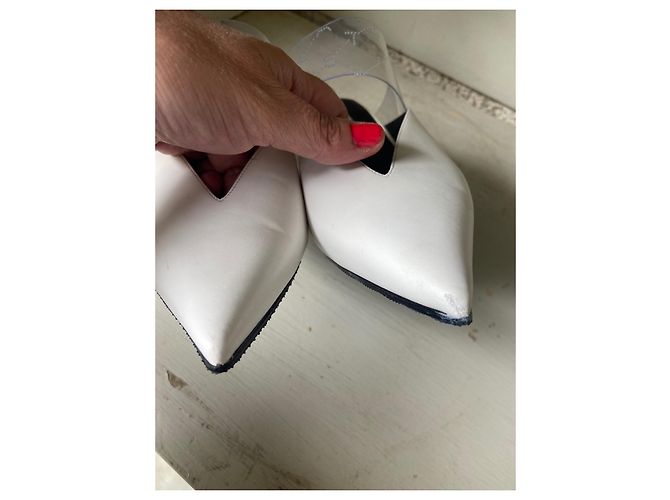 Stella Mc Cartney Mules Stella McCartney en cuir blanc à bout pointu - vue 6