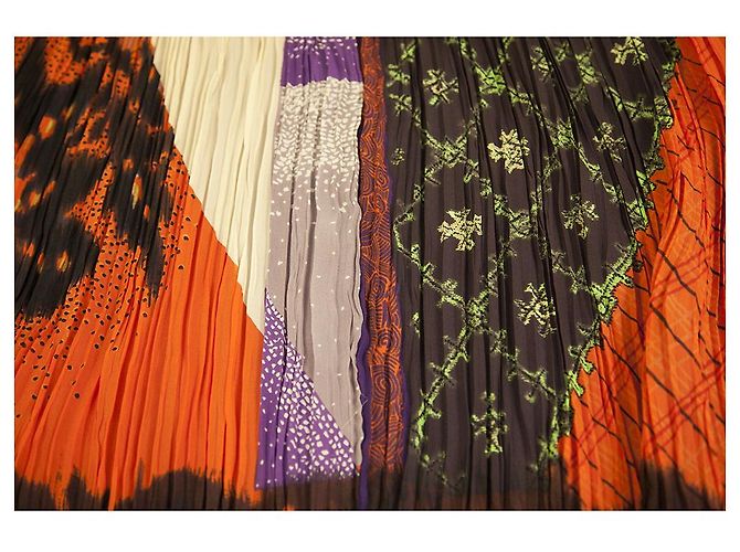 Etro Orange 100% Jupe mi-longue en soie plissée avec cordon de serrage au genou Taille 44 Multicolore - vue 7