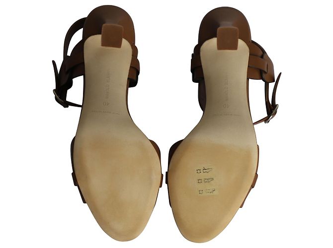 Manolo Blahnik Hydra Sandalen aus braunem Leder - Ansicht 5