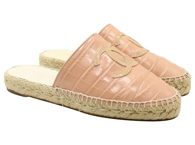Timeless Sabot Espadrillas Chanel Logo in pelle rosa - vista 4