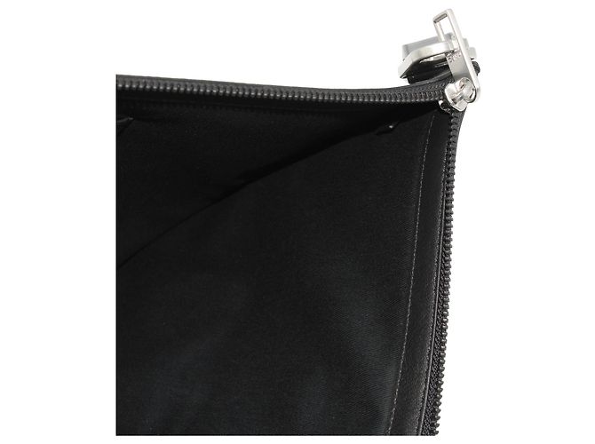 Kenzo Upperr bestickte Clutch aus schwarzem Leder - Ansicht 6