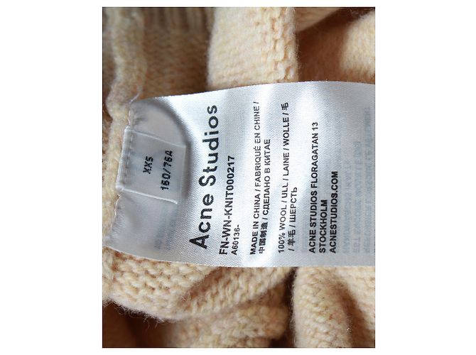 Acne Studios Kurzer Pullover mit V-Ausschnitt aus pastellgelber Wolle - Ansicht 7