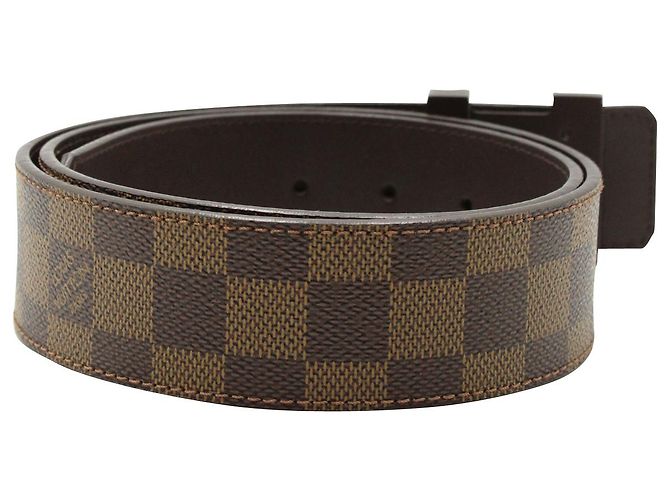 Louis Vuitton Cinto com fivela LV em couro marrom Damier - vista 2