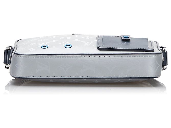 Louis Vuitton Grey Monogram Satellite Alpha Messenger Nero Grigio - vista 4