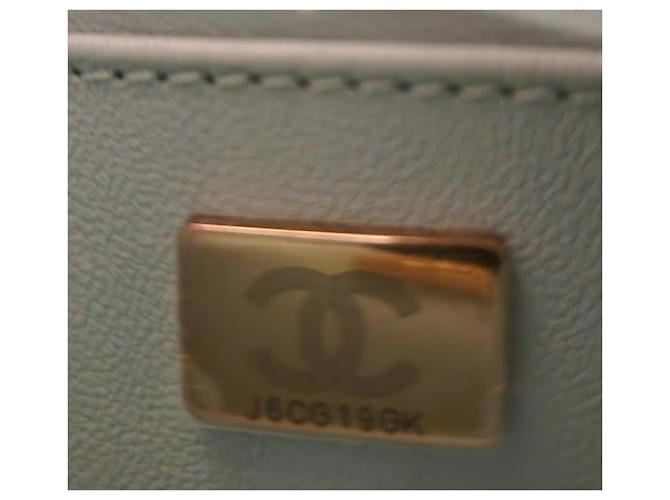 Splendida Chanel in Tweed azzurro Blu chiaro - vista 10