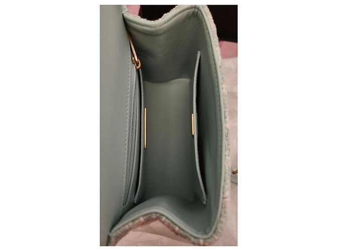 Splendida Chanel in Tweed azzurro Blu chiaro - vista 8