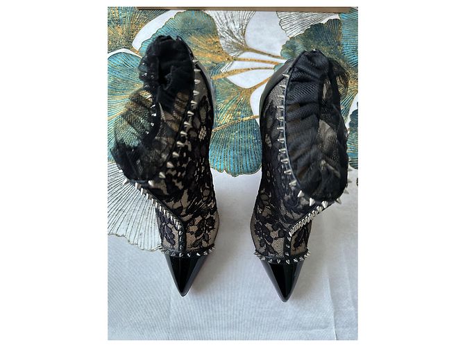 Christian Louboutin Stivali Pigalla in pizzo 100 Nero - vista 3