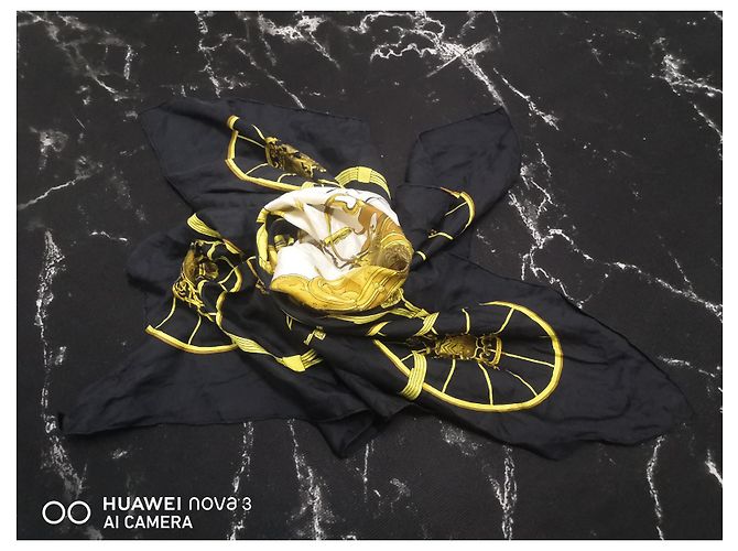 Kelly Hermès Bufandas de Hermes Spring Negro Gold hardware - vista 3