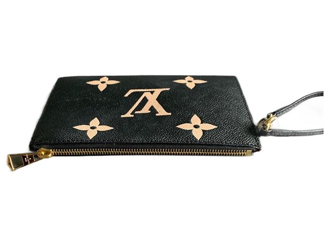 Néonoé Pochette Louis Vuitton NeoNoe in Pelle Empreinte Nera Nero - vista 3