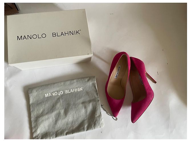 Décolleté Manolo Blahnik BB 105 in camoscio fucsia Fuschia - vista 7