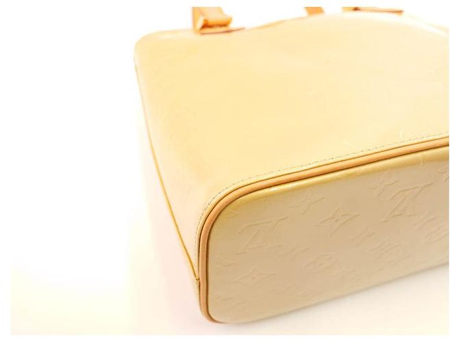 Louis Vuitton Houston in vernice dorata/jaune Beige D'oro Giallo - vista 12