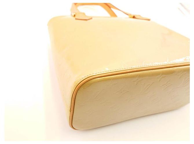 Louis Vuitton Houston in vernice dorata/jaune Beige D'oro Giallo - vista 14