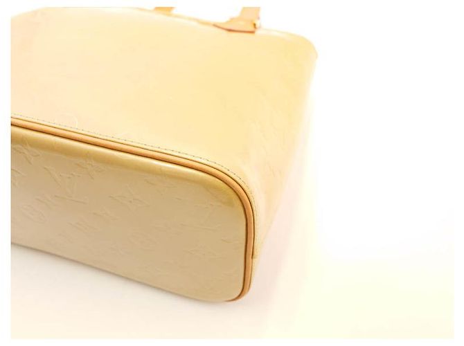 Louis Vuitton Houston in vernice dorata/jaune Beige D'oro Giallo - vista 15