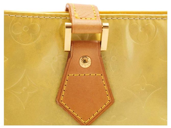 Louis Vuitton Houston in vernice dorata/jaune Beige D'oro Giallo - vista 9