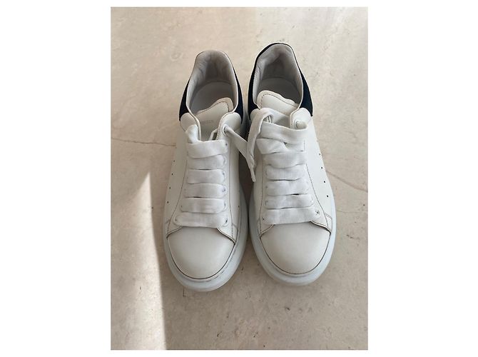 baskets blanches Alexander Mcqueen - vue 2