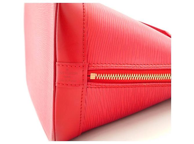 Louis Vuitton Alma en cuero epi rojo - Muy buen estado Roja - vista 9