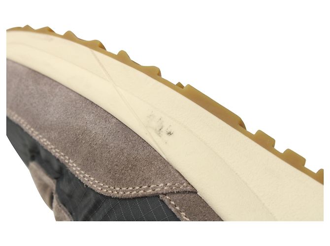 Autre Marque Common Projects Track klassische Low-Top-Sneaker aus grauem Wildleder - Ansicht 7