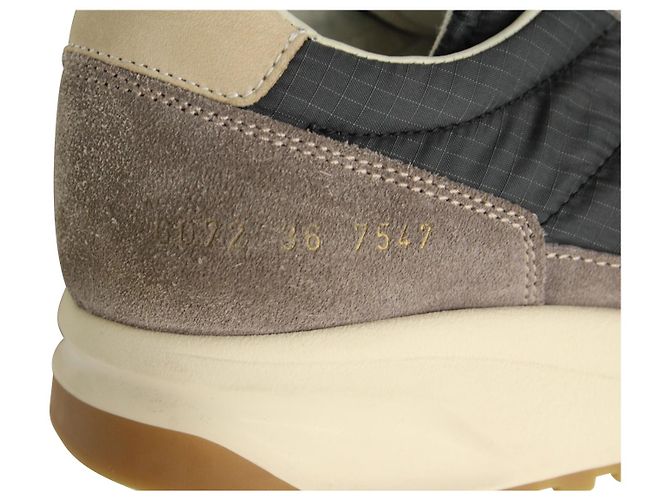 Autre Marque Common Projects Track klassische Low-Top-Sneaker aus grauem Wildleder - Ansicht 8