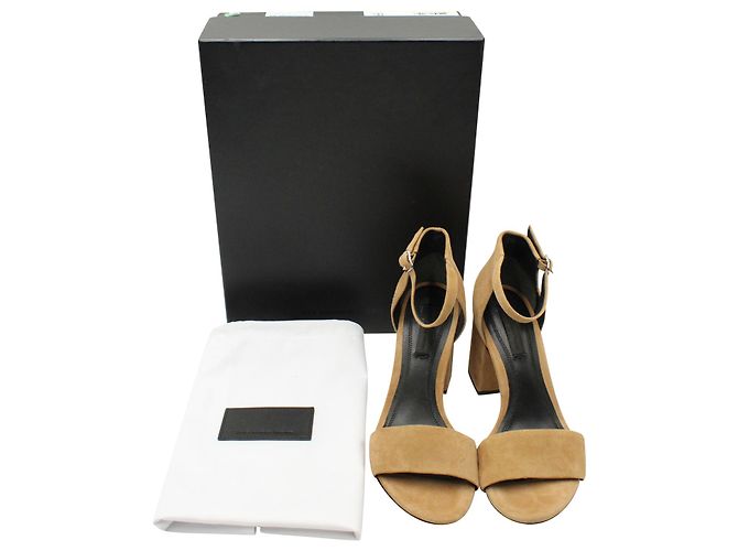 Alexander Wang Abby Sandalen aus hellbraunem Wildleder - Ansicht 11
