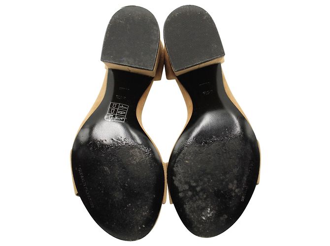 Alexander Wang Abby Sandalen aus hellbraunem Wildleder - Ansicht 8