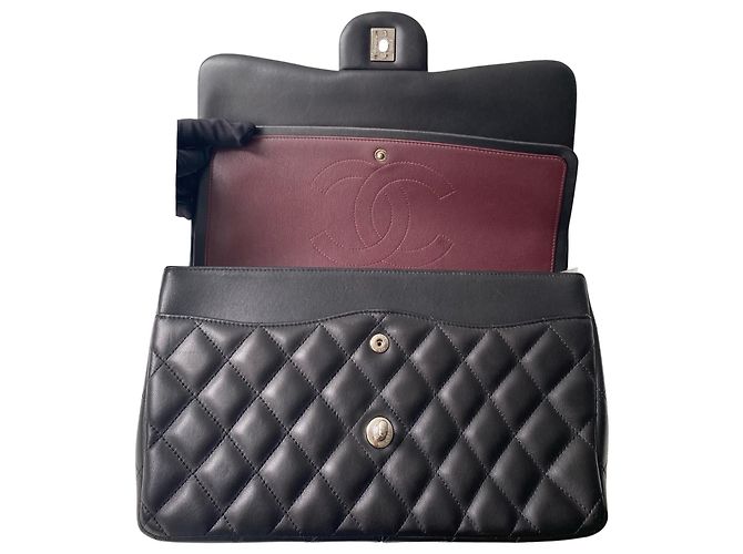 Timeless Chanel Jumbo Flap Bag schwarzes gestepptes Lammfell - Ansicht 8