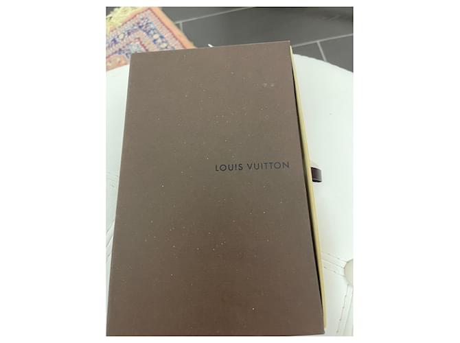Louis Vuitton Mini-Pochette mit goldener Kette und Reißverschluss Kastanie - Ansicht 5