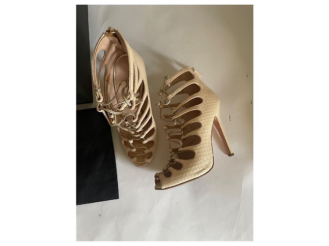 Giambattista Valli Python Ankle Boots Beige - view 11