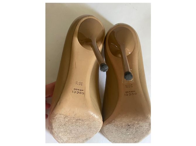 Autre Marque Gucci offene Zehen Sandaletten aus Leder beige - Ansicht 12