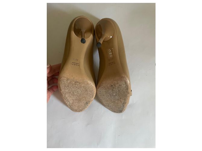 Autre Marque Gucci offene Zehen Sandaletten aus Leder beige - Ansicht 9
