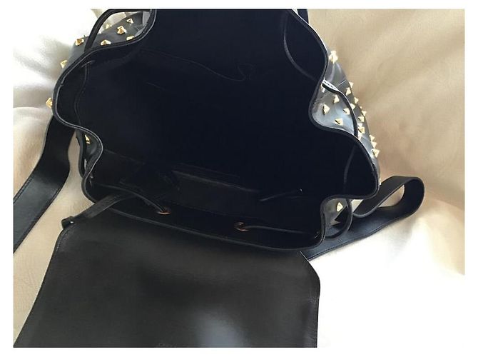***Zaino Alexander McQueen in pelle con borchie e lucchetto Nero Gold hardware - vista 7