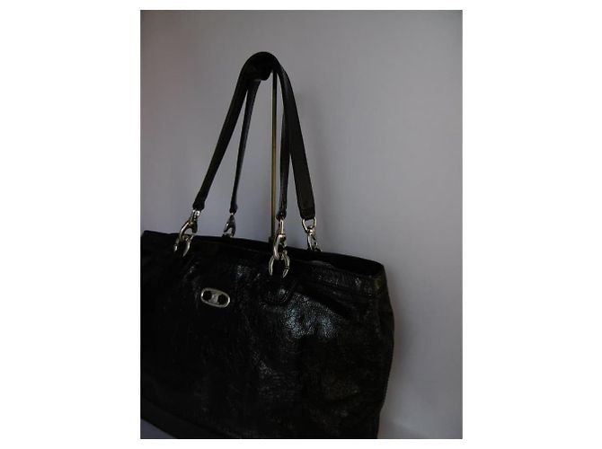 Céline *** Borsa a tracolla Celine in pelle verniciata Nero - vista 4