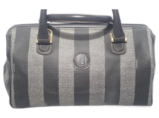 Fendi Pequin Handtasche aus Nylon Grau - Ansicht 2
