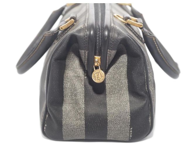 Fendi Pequin Handtasche aus Nylon Grau - Ansicht 3
