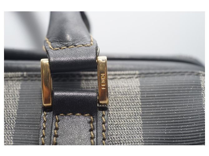 Fendi Pequin Handtasche aus Nylon Grau - Ansicht 7