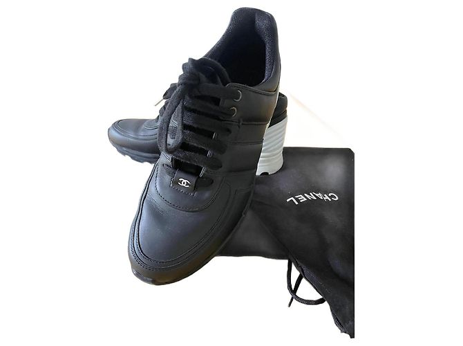 Sneakers Chanel in pelle nera Nero - vista 2