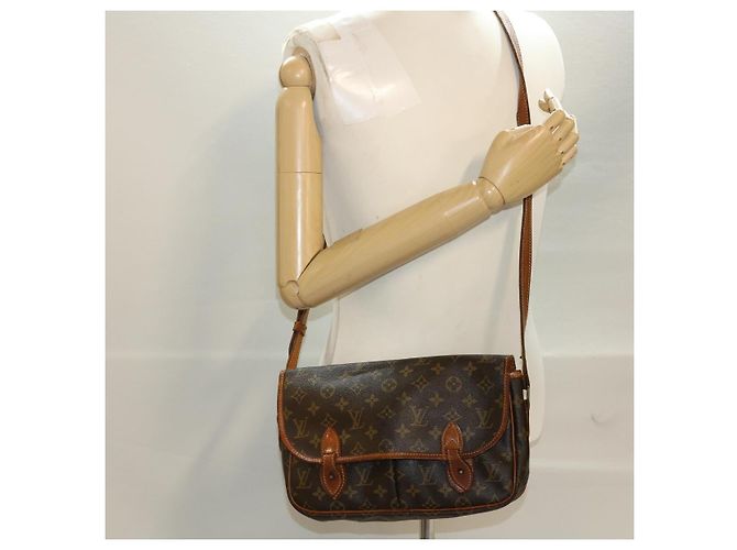 LOUIS VUITTON Borsa a tracolla Gibeciere MM con monogramma M42247 LV Auth em4560 - vista 26