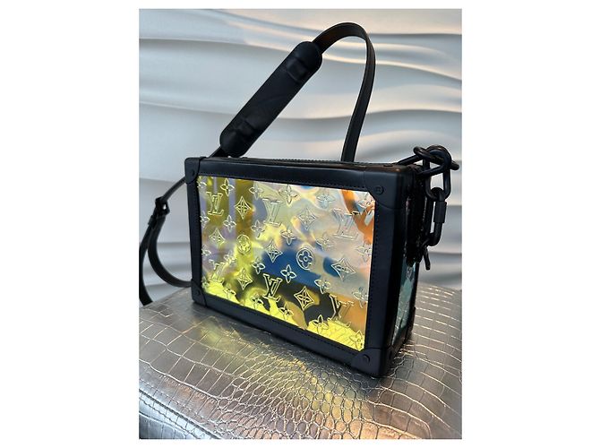 Louis Vuitton Monogram Baule Morbido M55932 Borsa a tracolla Prism Rainbow Clear Black Nero - vista 9