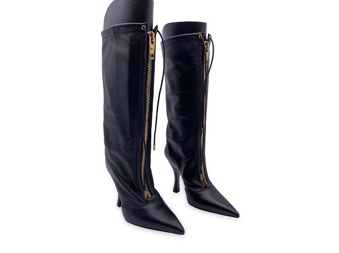 Versace Stivali con tacco in pelle nera con zip centrale 36 Nero - vista 3