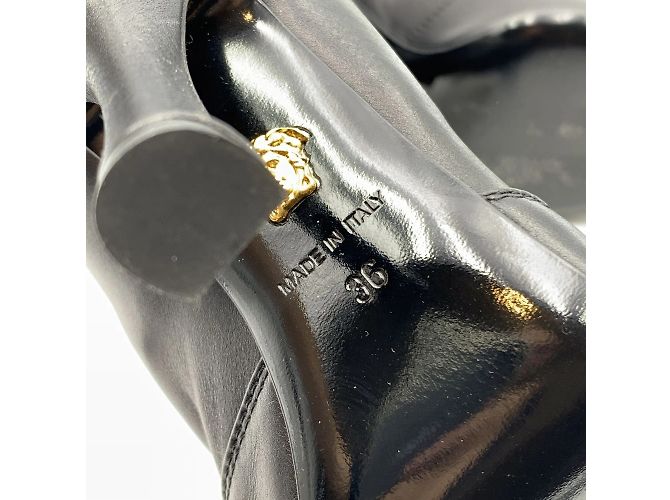 Versace Stivali con tacco in pelle nera con zip centrale 36 Nero - vista 7