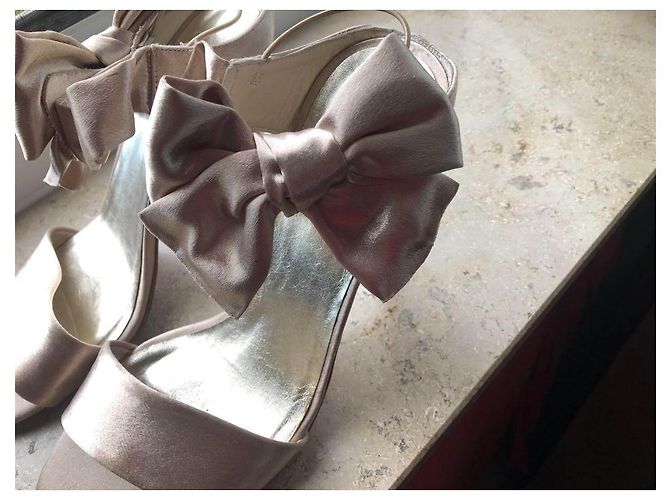 Stuart Weitzman High Heels Beige - Ansicht 5