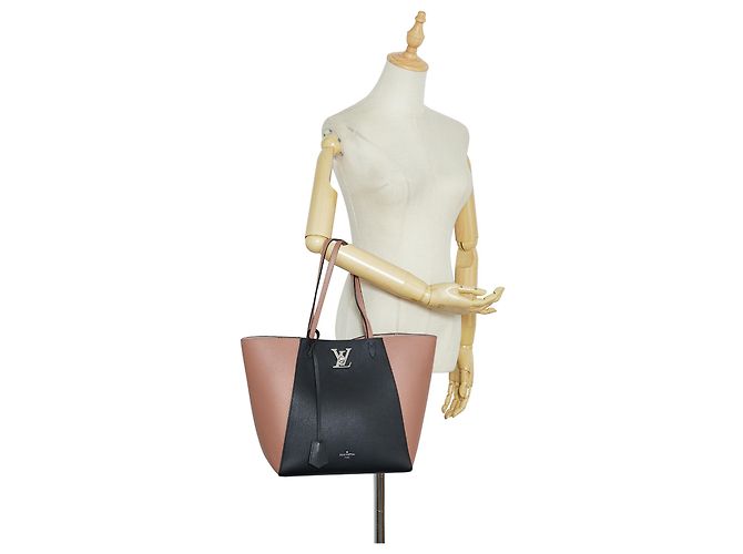 Twist Louis Vuitton Black Lockme Cabas Nero - vista 9