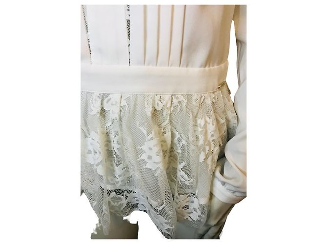 Guess-Bluse mit Spitzenpasse Aus weiß - Ansicht 2