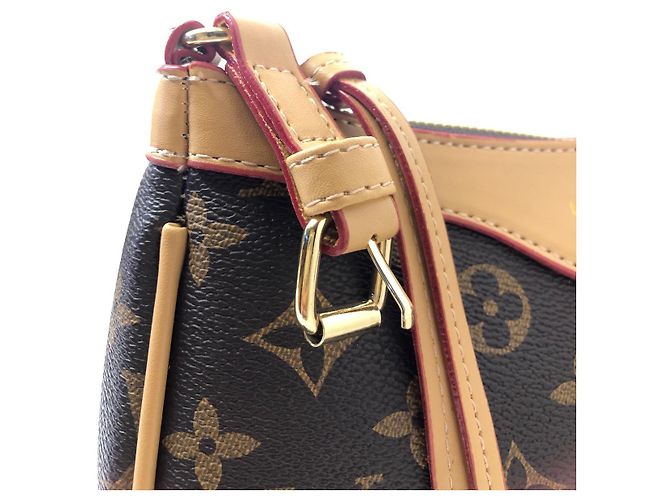 Pallas Pochette Louis Vuitton in pelle marrone - vista 3