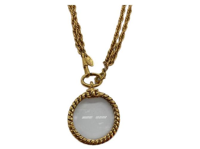 *** Collar lupa CHANEL - vista 2