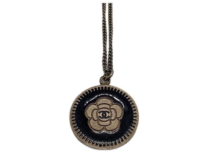 ***Collana CHANEL con ciondolo a forma di moneta camelia - vista 6