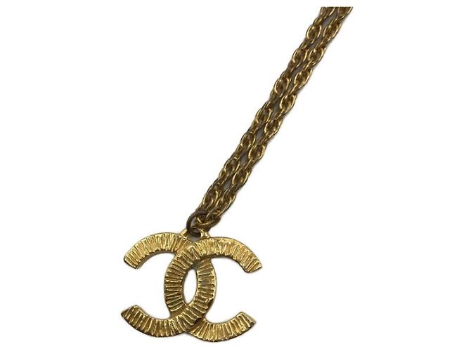 ***Collar CHANEL marca coco Dorado - vista 2