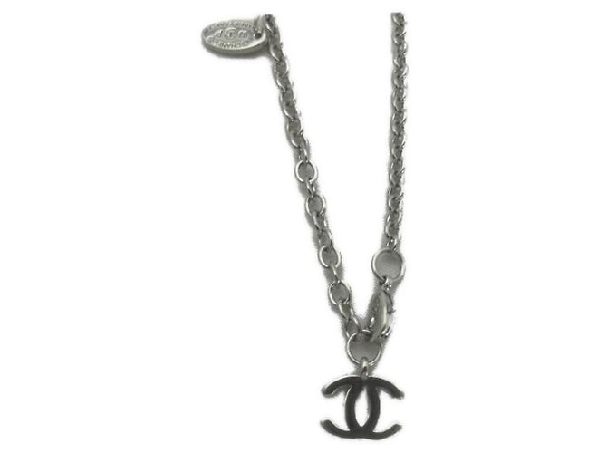 Collar Chanel - vista 2